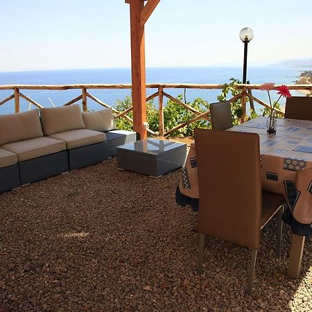 Casa Vacanze Verde Mare Castel di Tusa Exterior foto